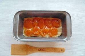 Коврижка с абрикосами - фото шаг 9