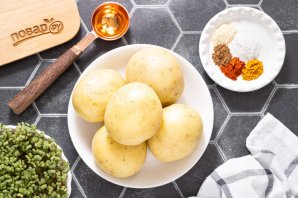 Картофель по-деревенски - фото шаг 1