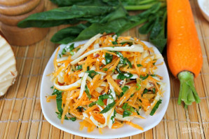 Салат с колбасным сыром и морковью - фото шаг 7