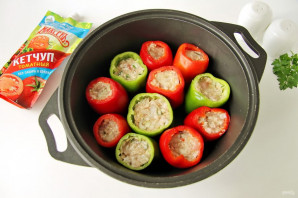 Фаршированные перцы в томатном соусе с кетчупом без сахара - фото шаг 8