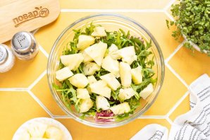 Салат с ананасом и сыром - фото шаг 3