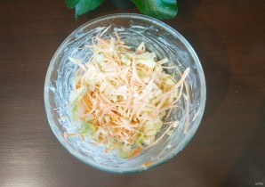 Салат из яблок, моркови и сельдерея - фото шаг 5