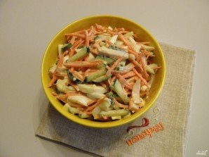 Салат с копченой курицей и корейской морковью - фото шаг 6