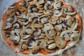 Пицца на кефире в духовке - фото шаг 8
