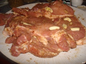 Картофель со свининой в духовке - фото шаг 2