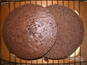 Бисквитный торт с творожным кремом - фото шаг 5