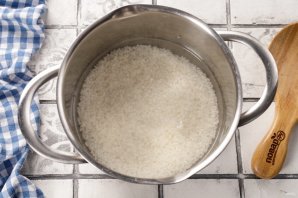 Рисовая каша на молоке - фото шаг 3