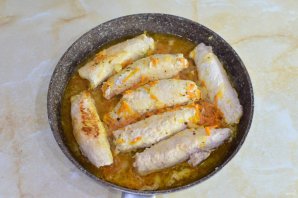 Рулетики из свинины с начинкой - фото шаг 12