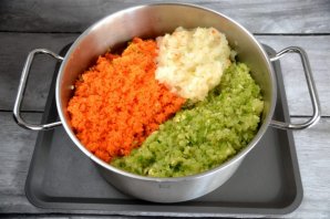 Кабачковая икра на зиму с майонезом - фото шаг 3