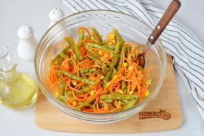 Вкусный салат с корейской морковкой - фото шаг 7