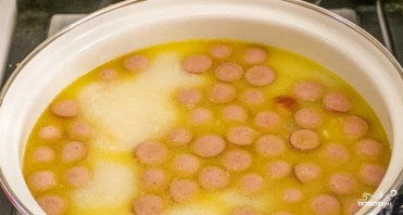 Сырный суп с сосиской - фото шаг 5
