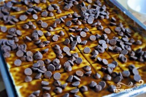 Крекеры с шоколадом и карамелью - фото шаг 3