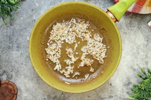 Фаршированная курица в духовке - фото шаг 2