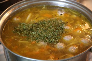 Капустный суп с фрикадельками - фото шаг 7