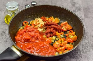 Спагетти "Четыре помидора" - фото шаг 4