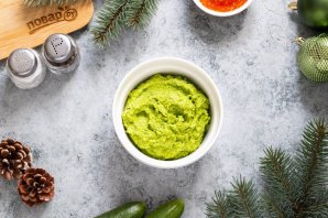 Закуска на Новый год в виде ёлки - фото шаг 5