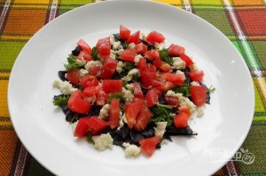 Овощной салат с сырыми шампиньонами - фото шаг 4
