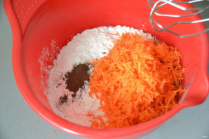 Постный морковный пирог с орехами - фото шаг 7