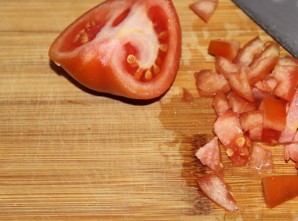 Омлет с помидорами в микроволновке   - фото шаг 2