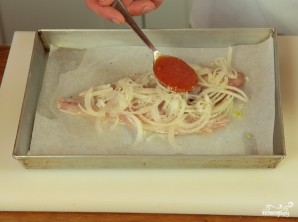 Запеченная рыба в томатном соусе - фото шаг 5