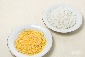 Салат "Мимоза" с рисом и сыром - фото шаг 1