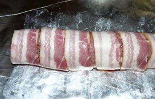 Мясной рулет из свинины с беконом - фото шаг 4