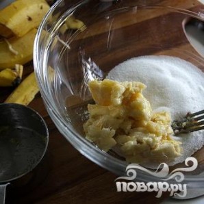 Пирог с карамелизованными бананами - фото шаг 5
