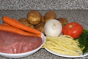 Тушеный картофель с мясом - фото шаг 1