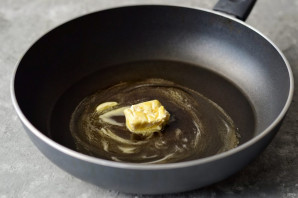 Быстрая подлива с кетчупом - фото шаг 2