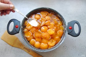 Варенье из абрикосов с медом - фото шаг 9