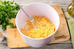 Ленивый хачапури на сковороде рецепт с сыром на молоке - фото шаг 5