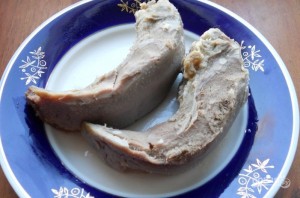 Язык свиной, запеченный в духовке - фото шаг 1