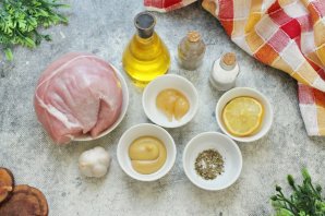 Индейка в медово-горчичном соусе - фото шаг 1