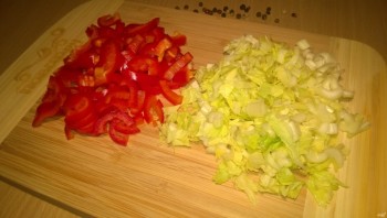 Салат из зеленой чечевицы диетический - фото шаг 3