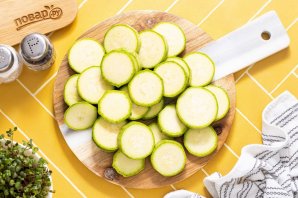 Кабачки жареные - фото шаг 3