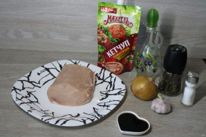 Свиная вырезка с томатным кетчупом "Махеевъ" Беларусь - фото шаг 1