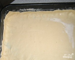 Пирог со щавелем из слоеного теста - фото шаг 2