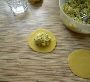 Вареники с сыром и зеленью - фото шаг 3