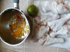 Куриные голени по-мексикански с острой сальсой и тортильями - фото шаг 1