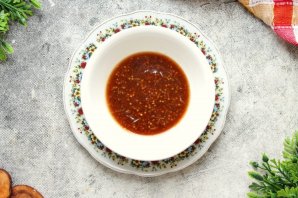 Новогодний салат с креветками - фото шаг 10