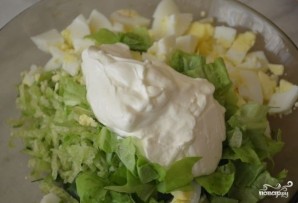 Салат из редьки с яйцом - фото шаг 7