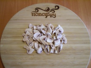 Салат из свежих грибов шампиньонов - фото шаг 6