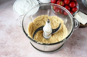 Клубничный пудинг - фото шаг 4