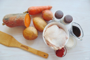 Курица с картофелем и тыквой в духовке - фото шаг 1