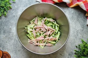 Салат мясной ассорти - фото шаг 4