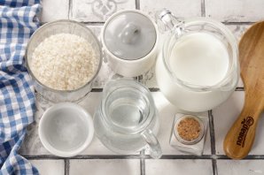 Рисовая каша на молоке - фото шаг 1