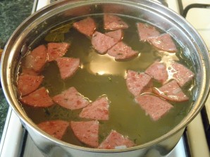 Суп с копченой колбасой - фото шаг 5