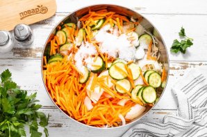 Салат капустный на зиму - фото шаг 5