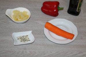 Салат из моркови с ананасом - фото шаг 1