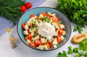 Салат из колбасного сыра - фото шаг 6